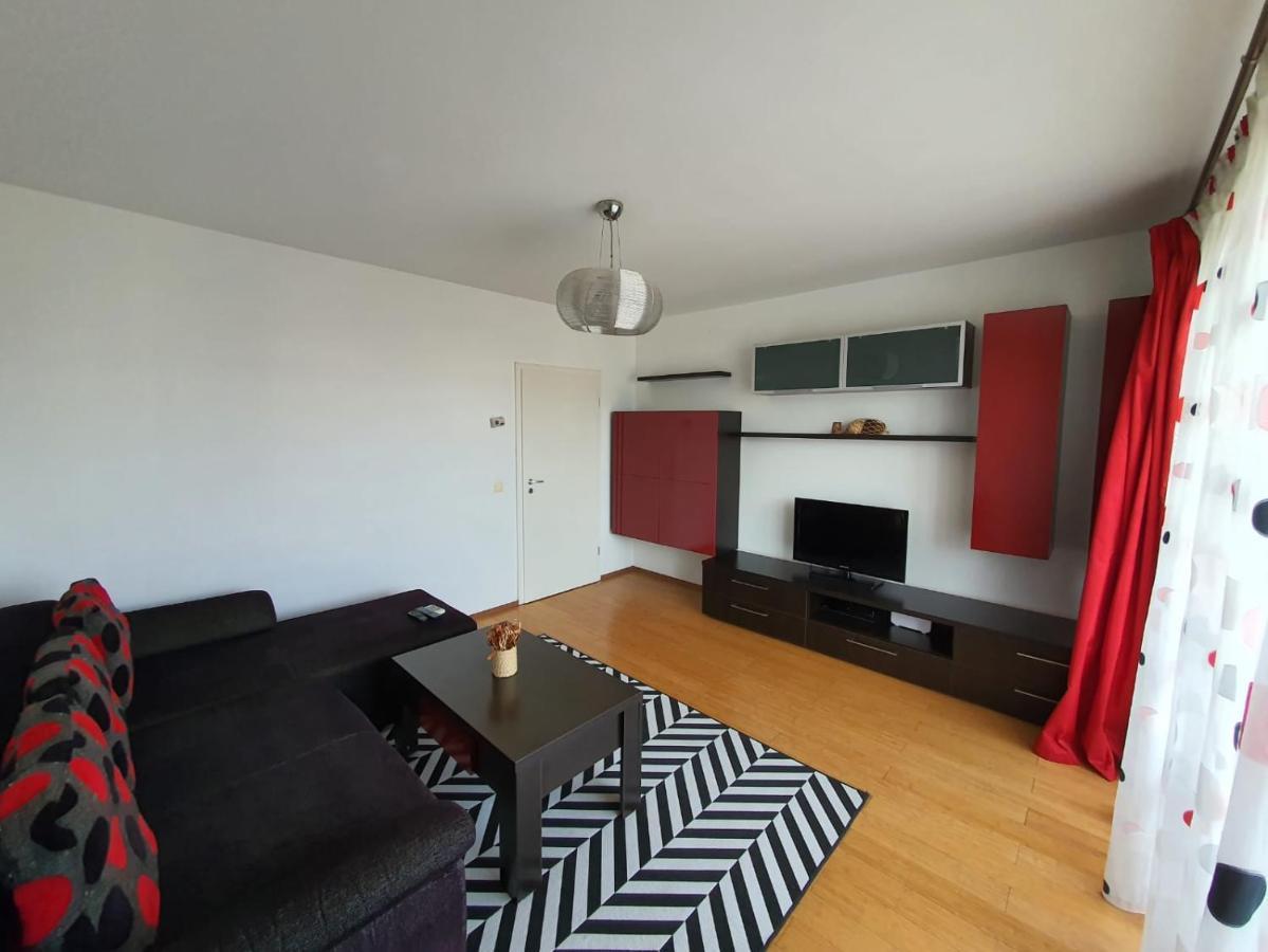 Apartment Richy Brasov Bagian luar foto